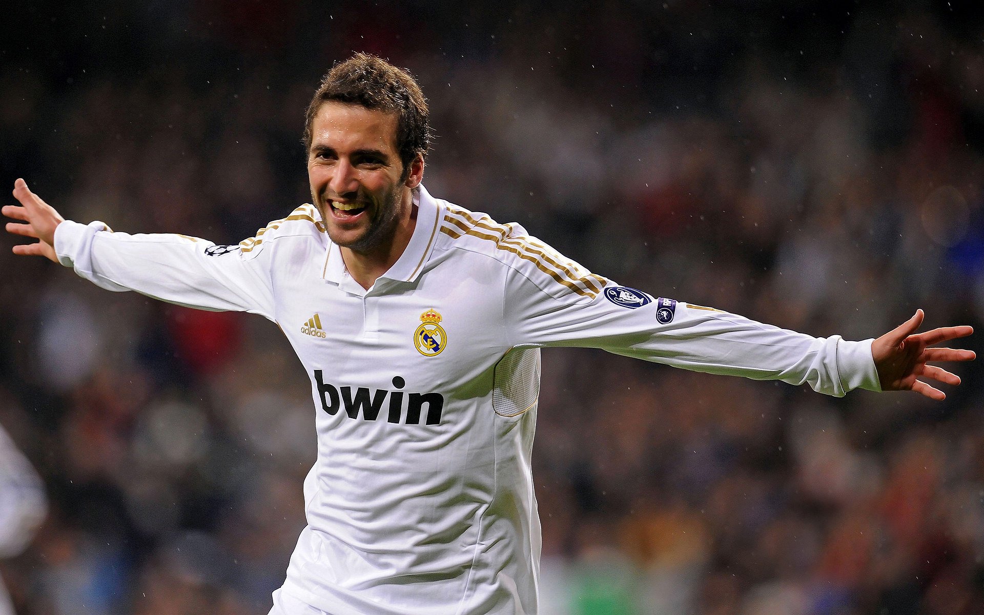 Stadium of the Future:未来足球场的科技革新,足球的未来发展会怎样