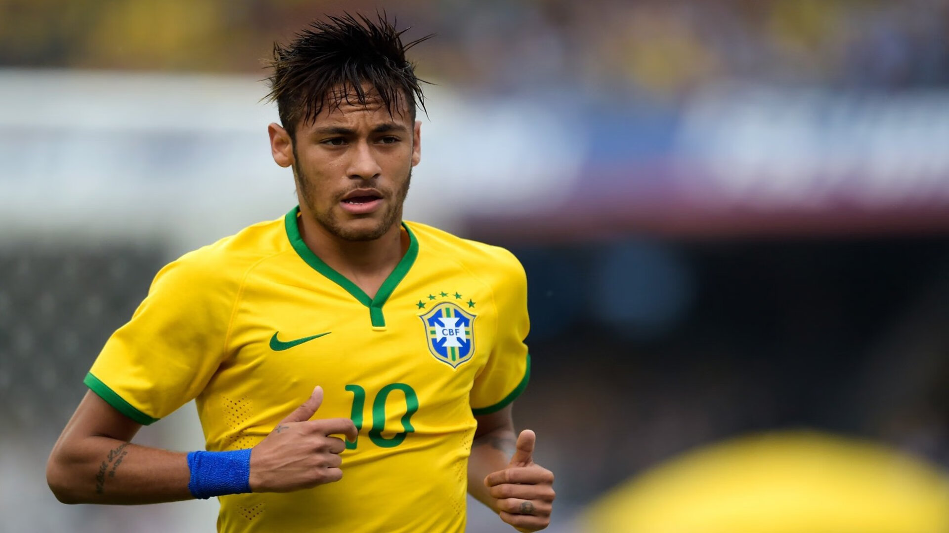 “2025世界游泳锦标赛:水上芭蕾展现不一样的艺术魅力”